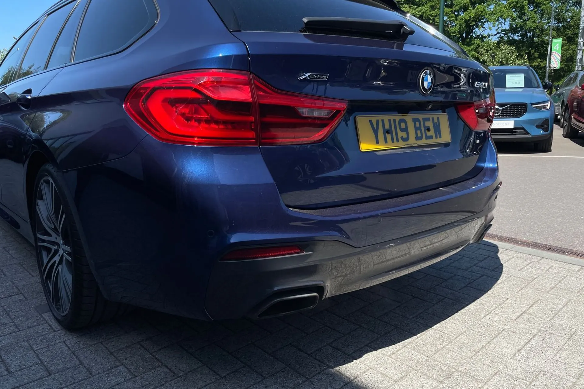 BMW 5 SERIES thumbnail image number 17