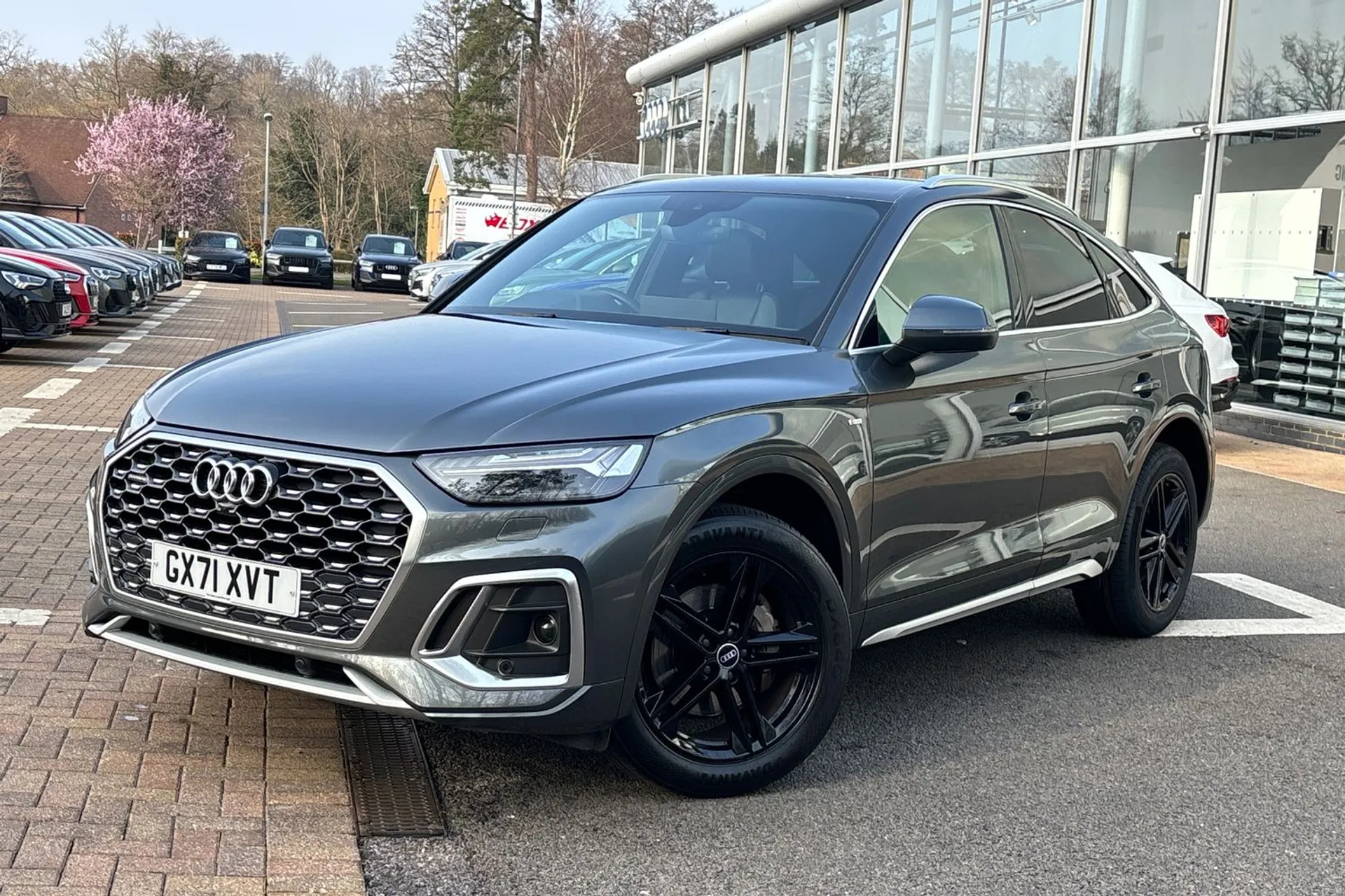 Audi Q5 thumbnail image number 11
