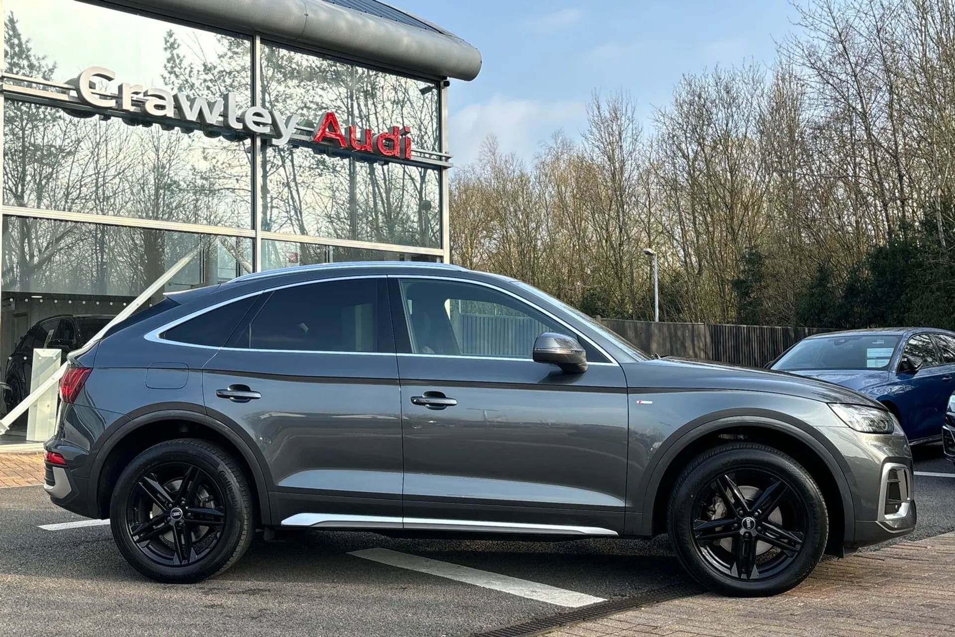 Audi Q5 thumbnail image number 2