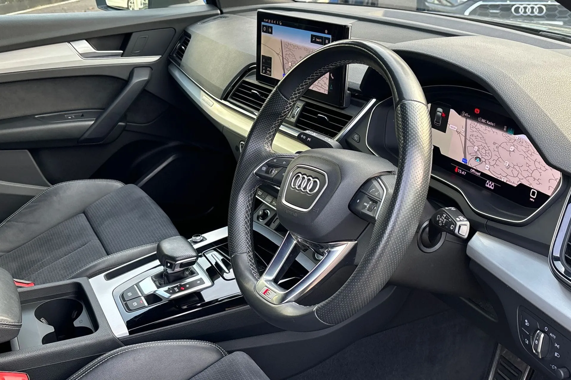 Audi Q5 thumbnail image number 26