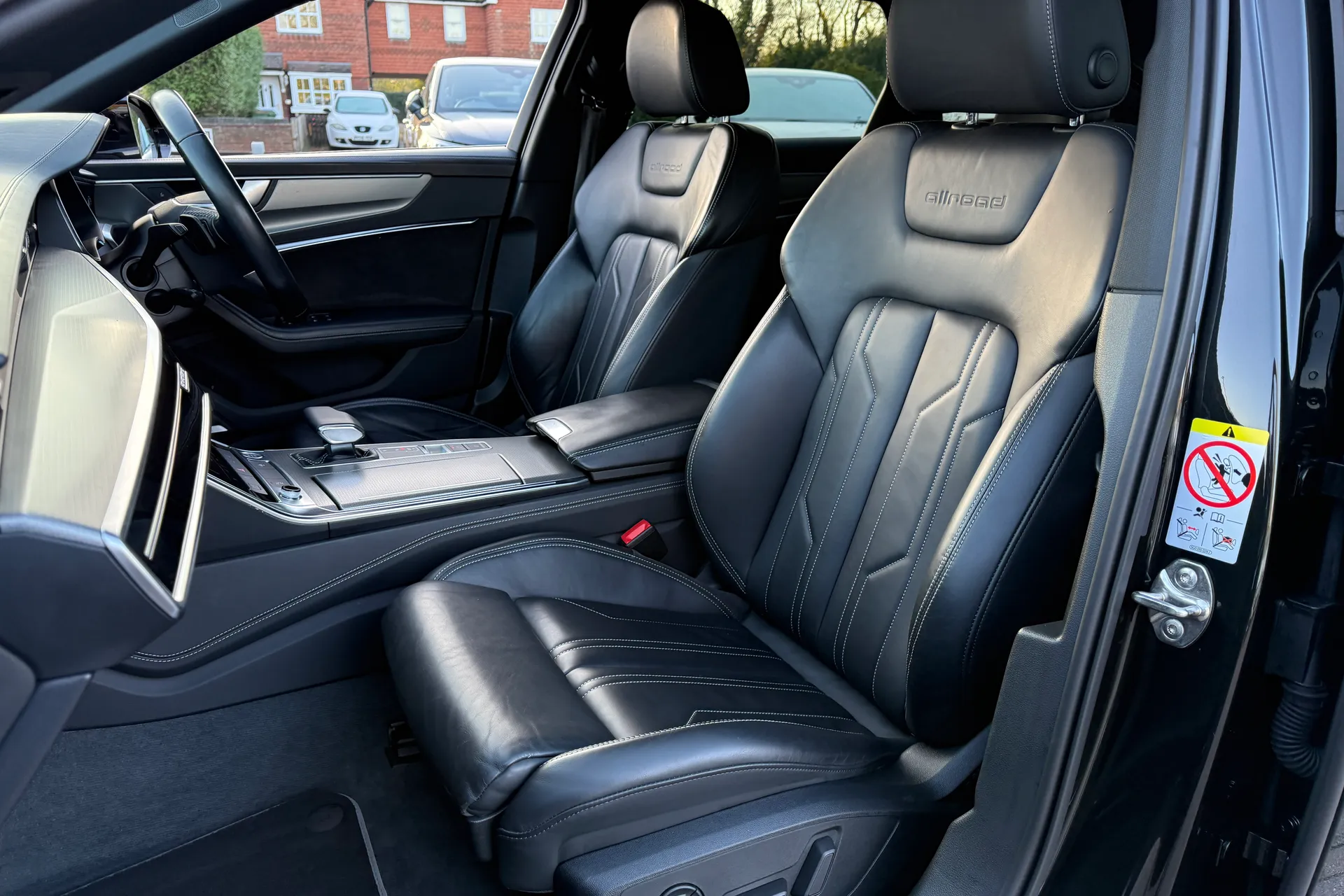 Audi A6 allroad thumbnail image number 35