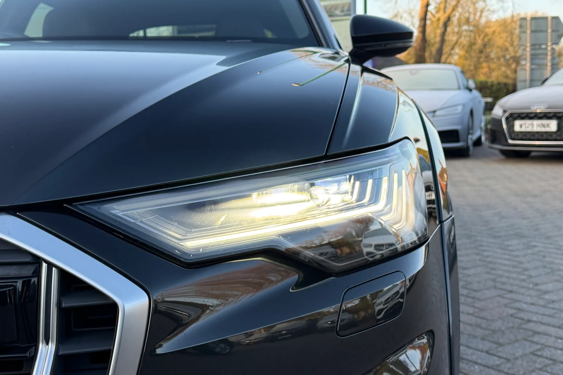 Audi A6 allroad thumbnail image number 64