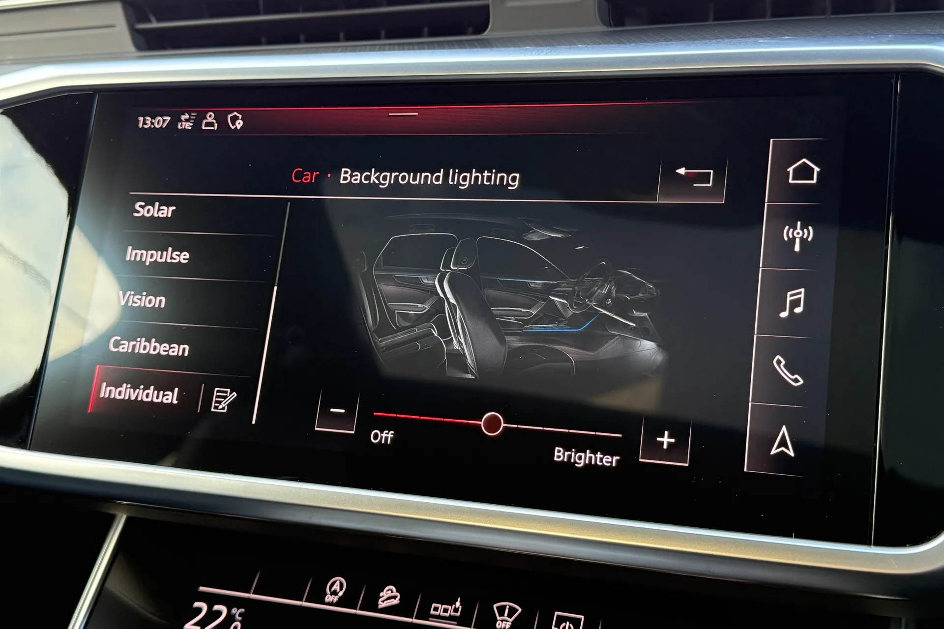 Audi A6 allroad thumbnail image number 12