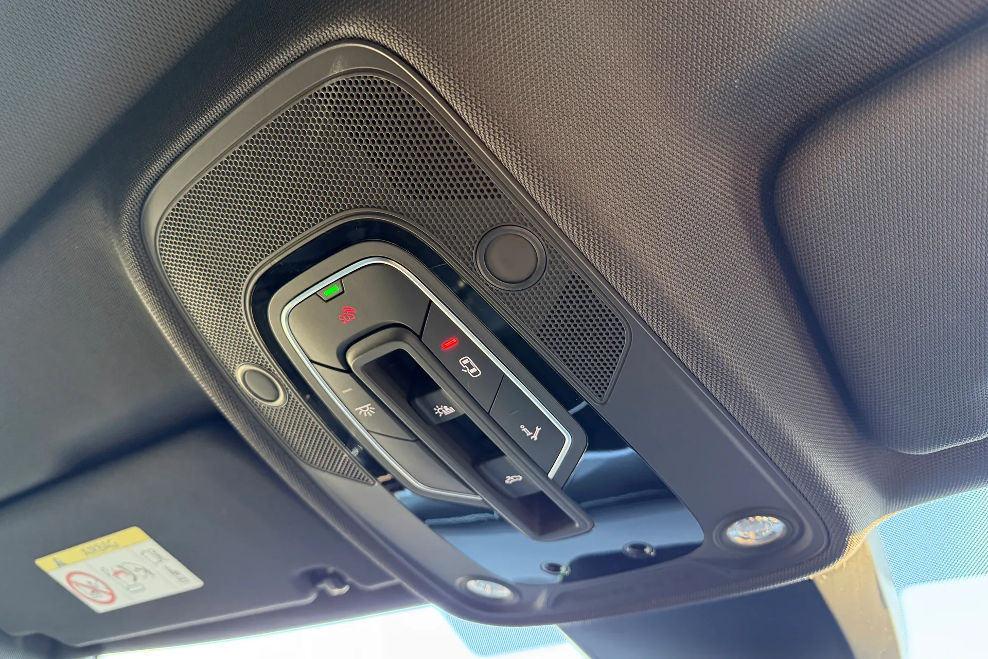 Audi A6 allroad thumbnail image number 25