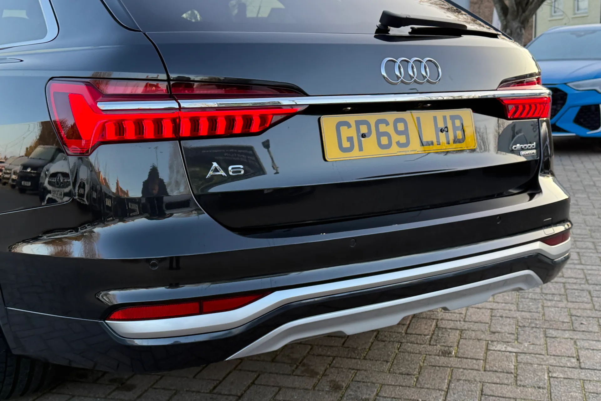 Audi A6 allroad thumbnail image number 61