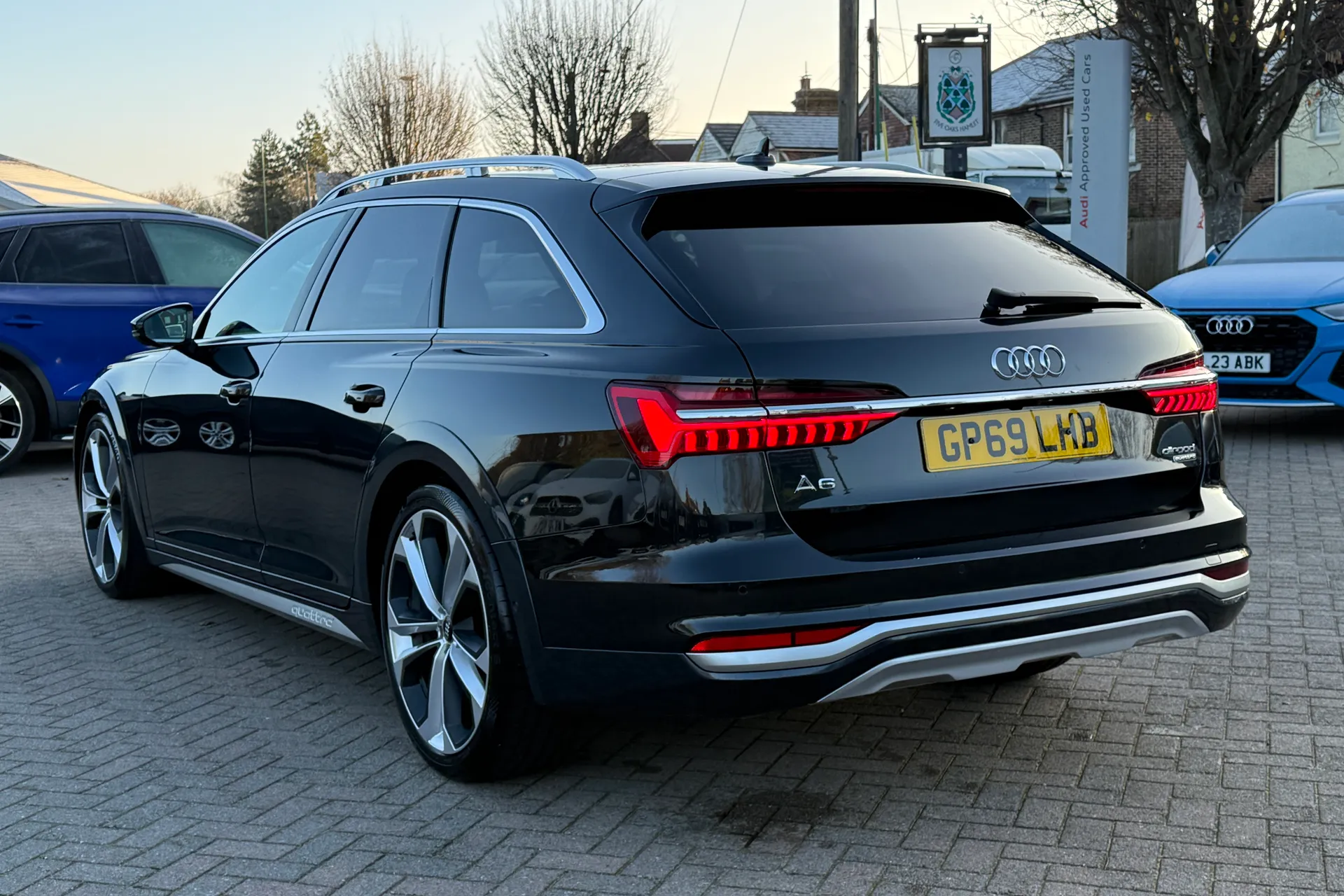 Audi A6 allroad thumbnail image number 43