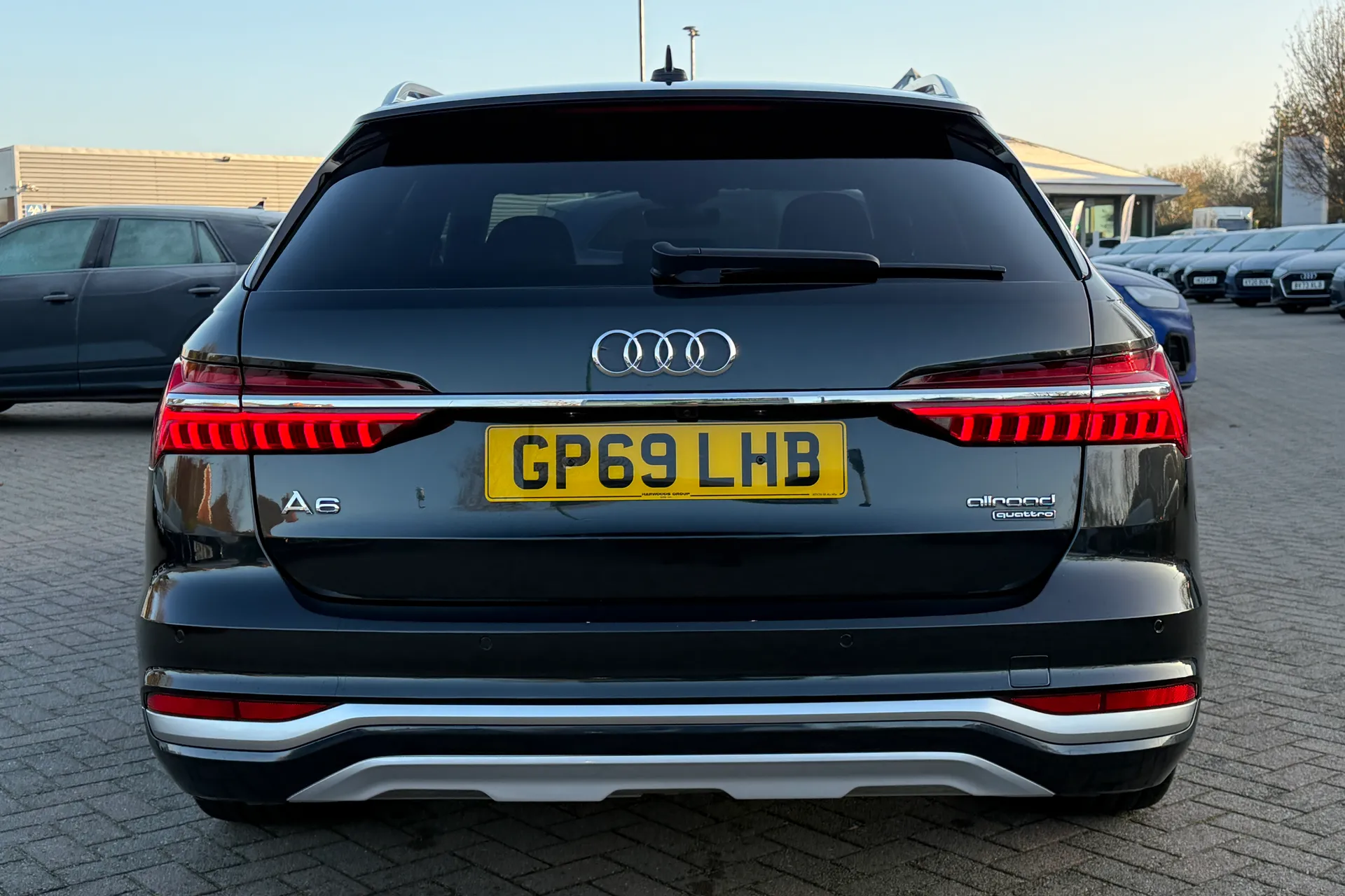 Audi A6 allroad thumbnail image number 42