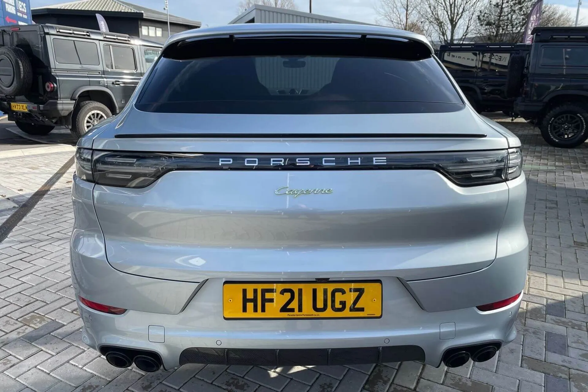 Porsche CAYENNE thumbnail image number 5