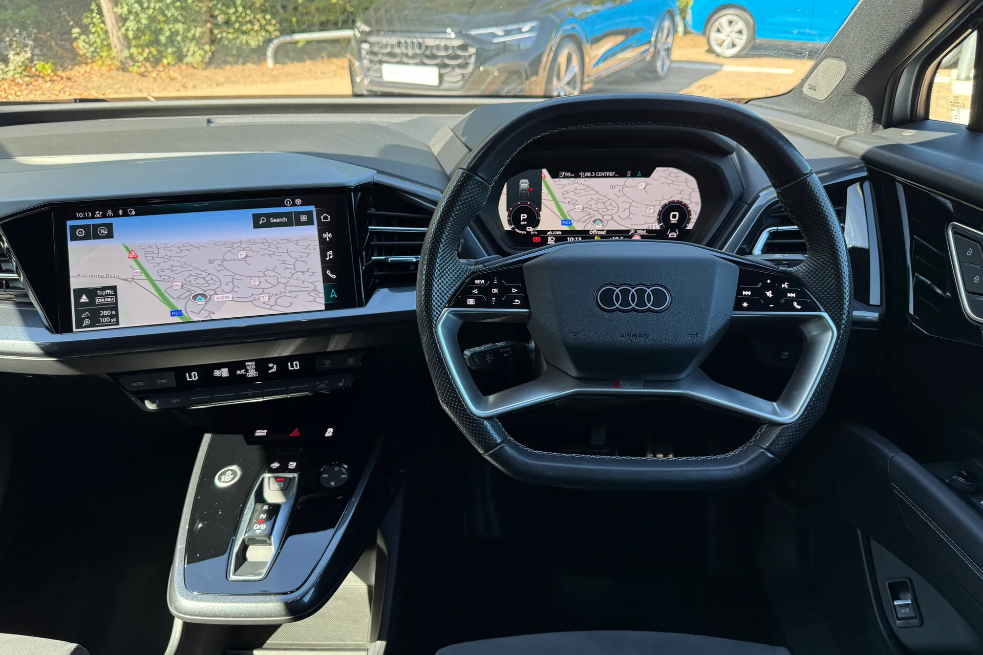 Audi Q4 thumbnail image number 5