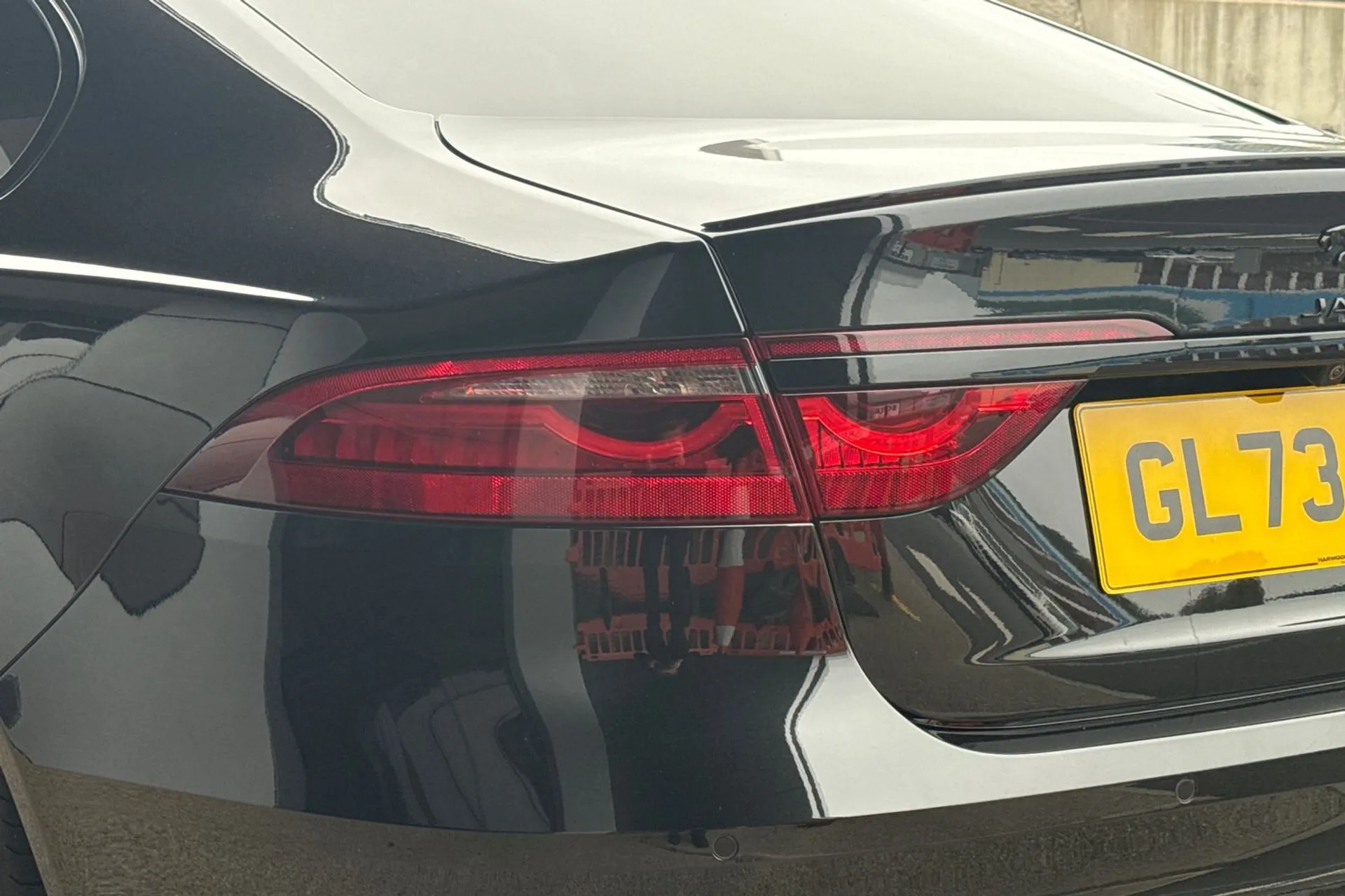 Jaguar XF thumbnail image number 39