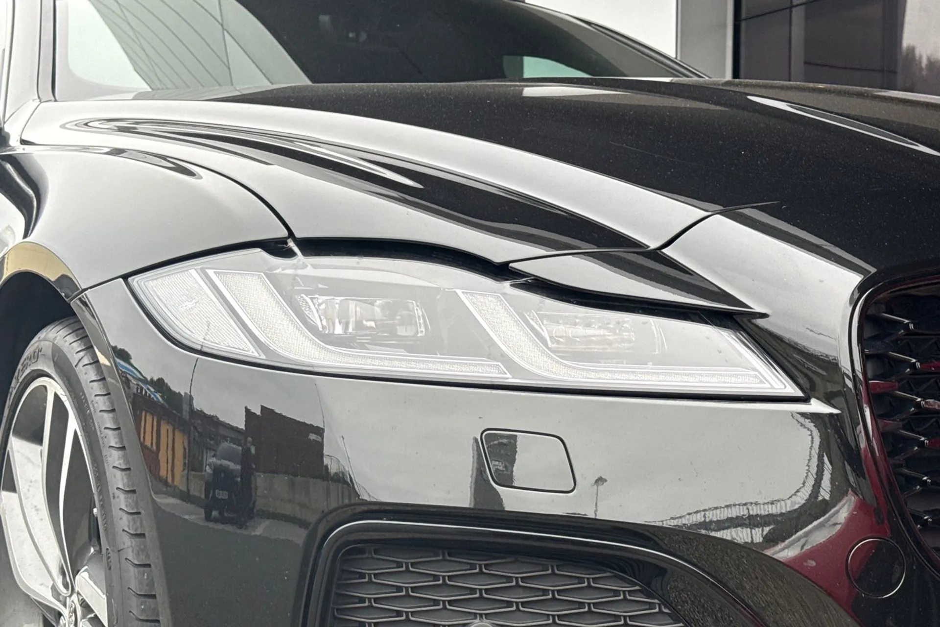 Jaguar XF thumbnail image number 25