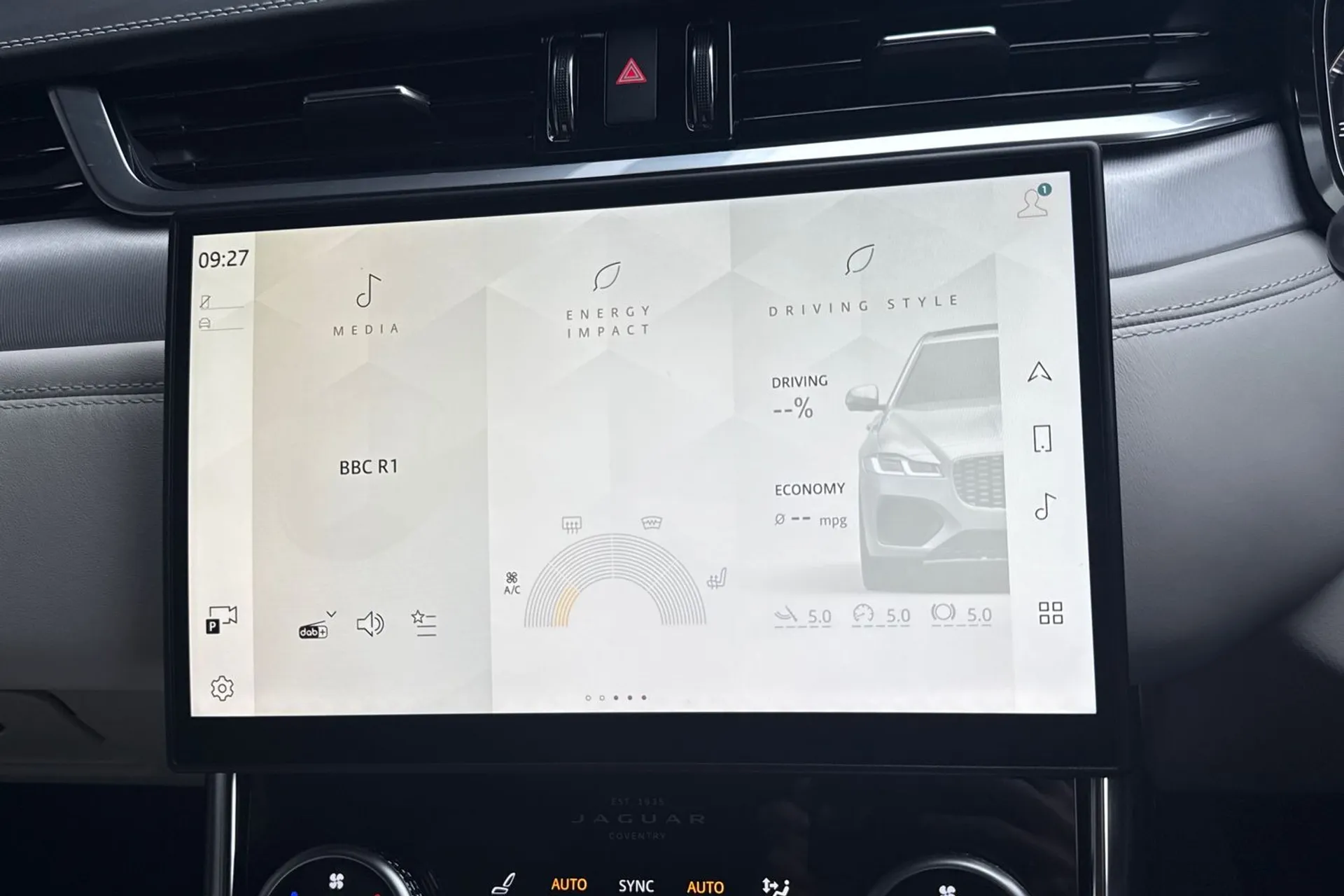 Jaguar XF thumbnail image number 61