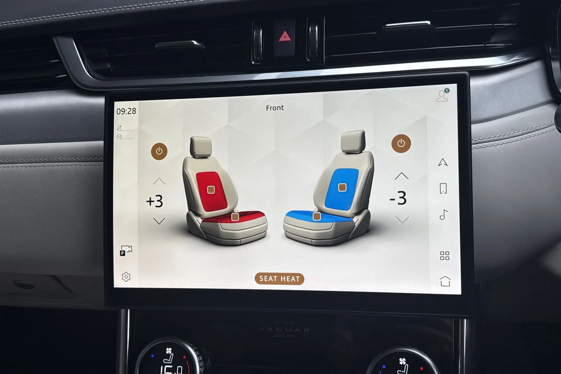 Jaguar XF thumbnail image number 16