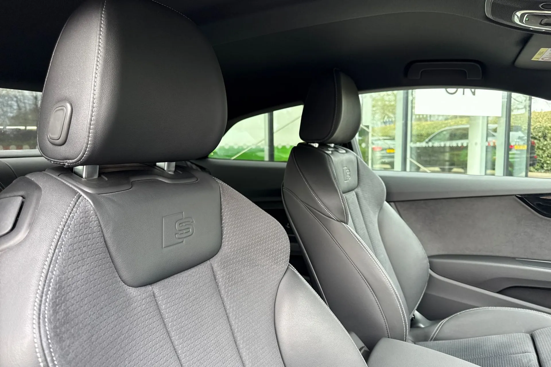 Audi A5 thumbnail image number 43