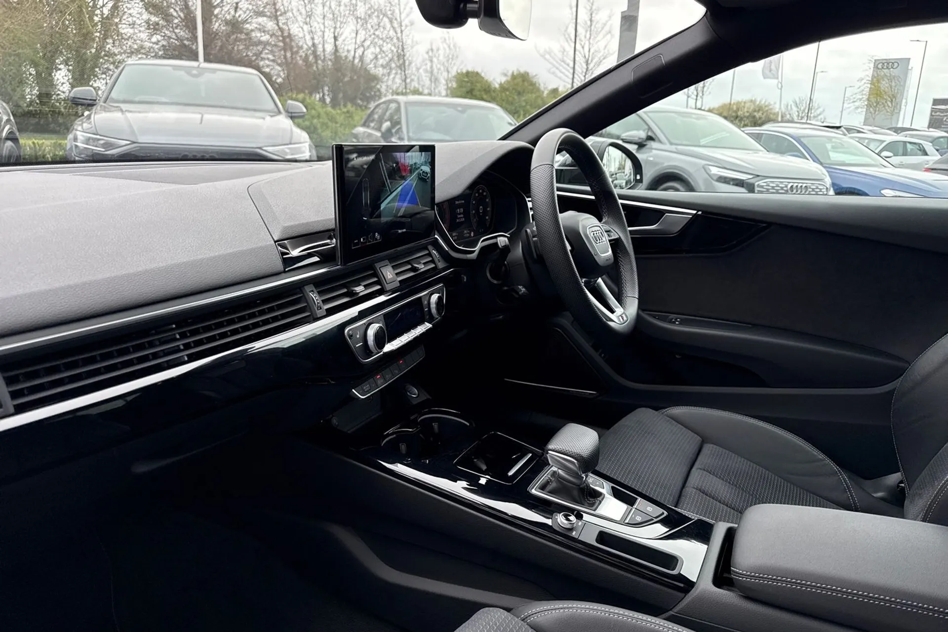 Audi A5 thumbnail image number 21