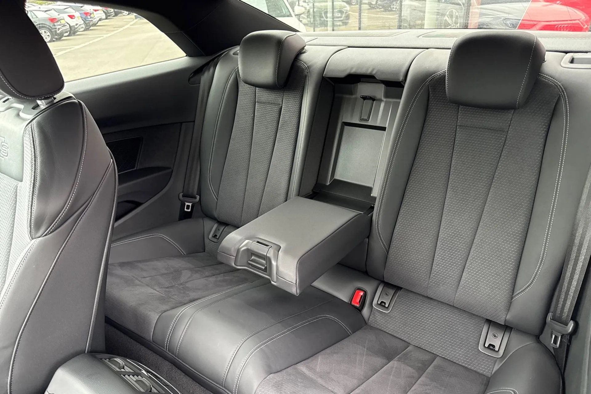 Audi A5 thumbnail image number 23