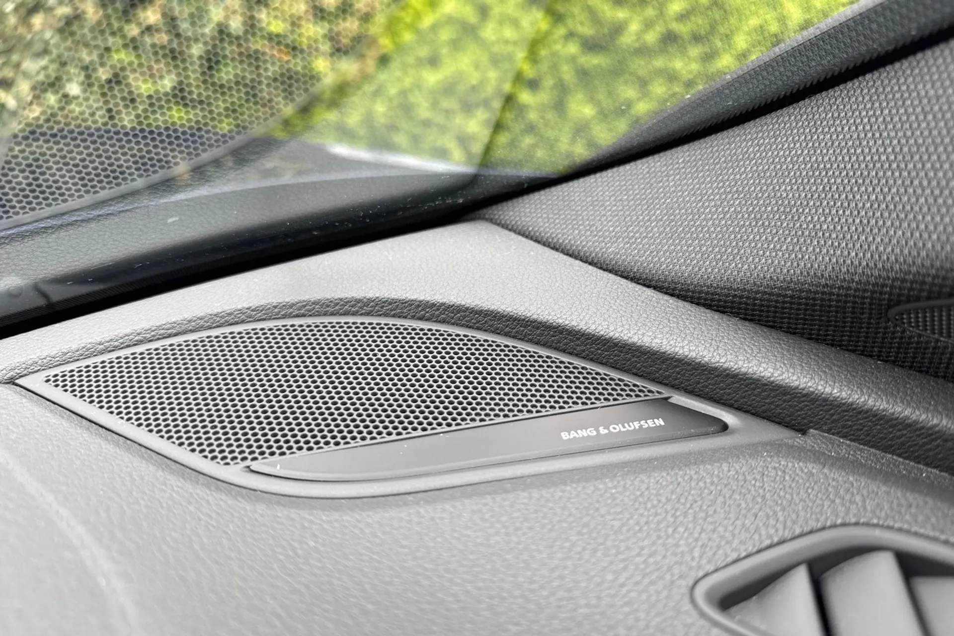 Audi A5 thumbnail image number 25