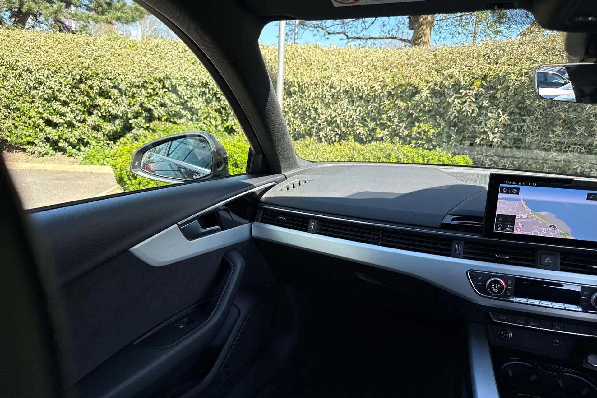 Audi A4 thumbnail image number 49