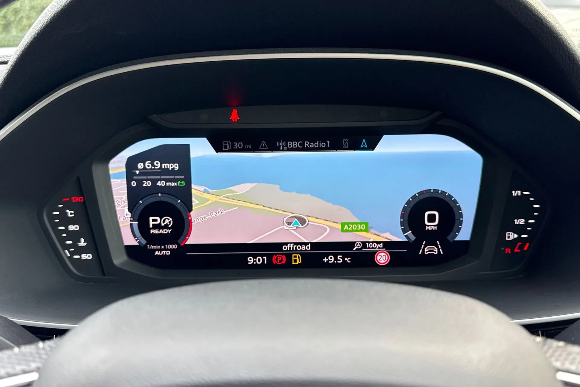 Audi Q3 thumbnail image number 4