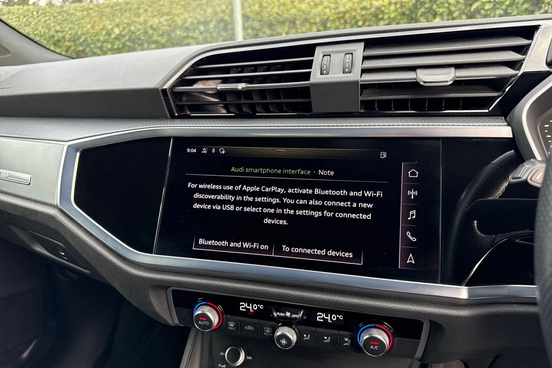 Audi Q3 thumbnail image number 16