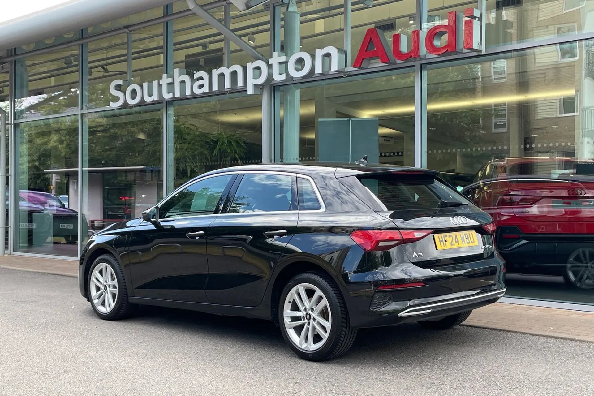 Audi A3 thumbnail image number 8