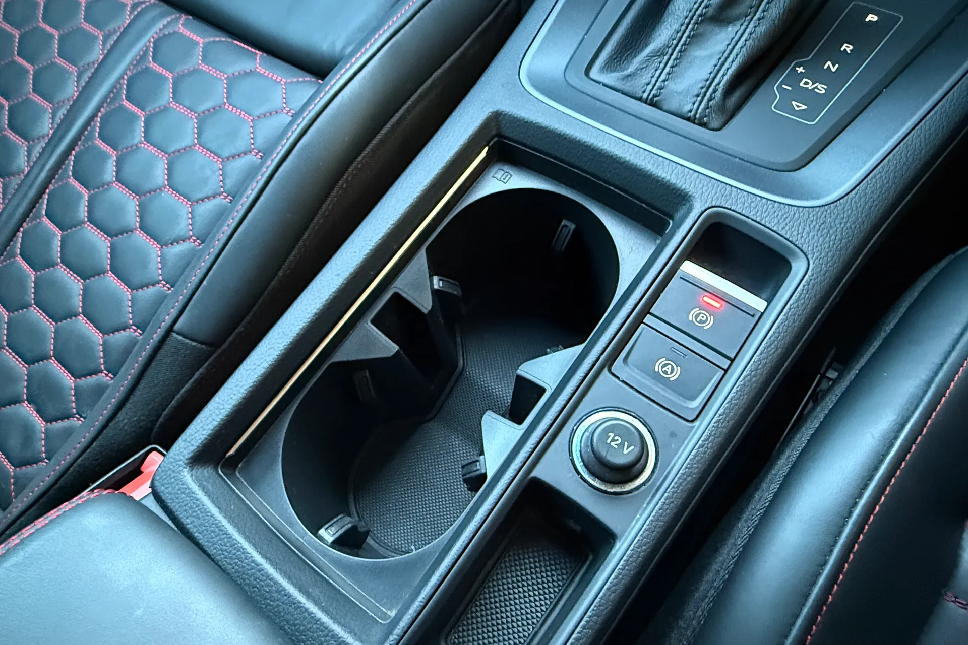 Audi RS Q3 thumbnail image number 35