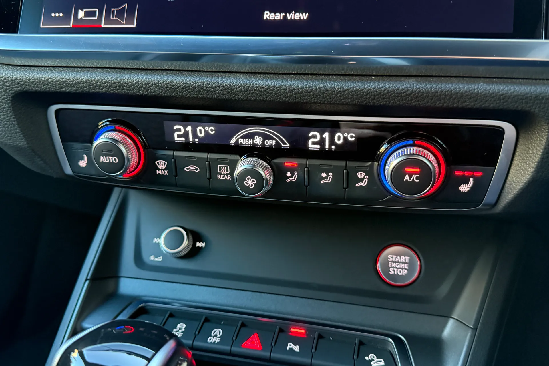 Audi RS Q3 thumbnail image number 16