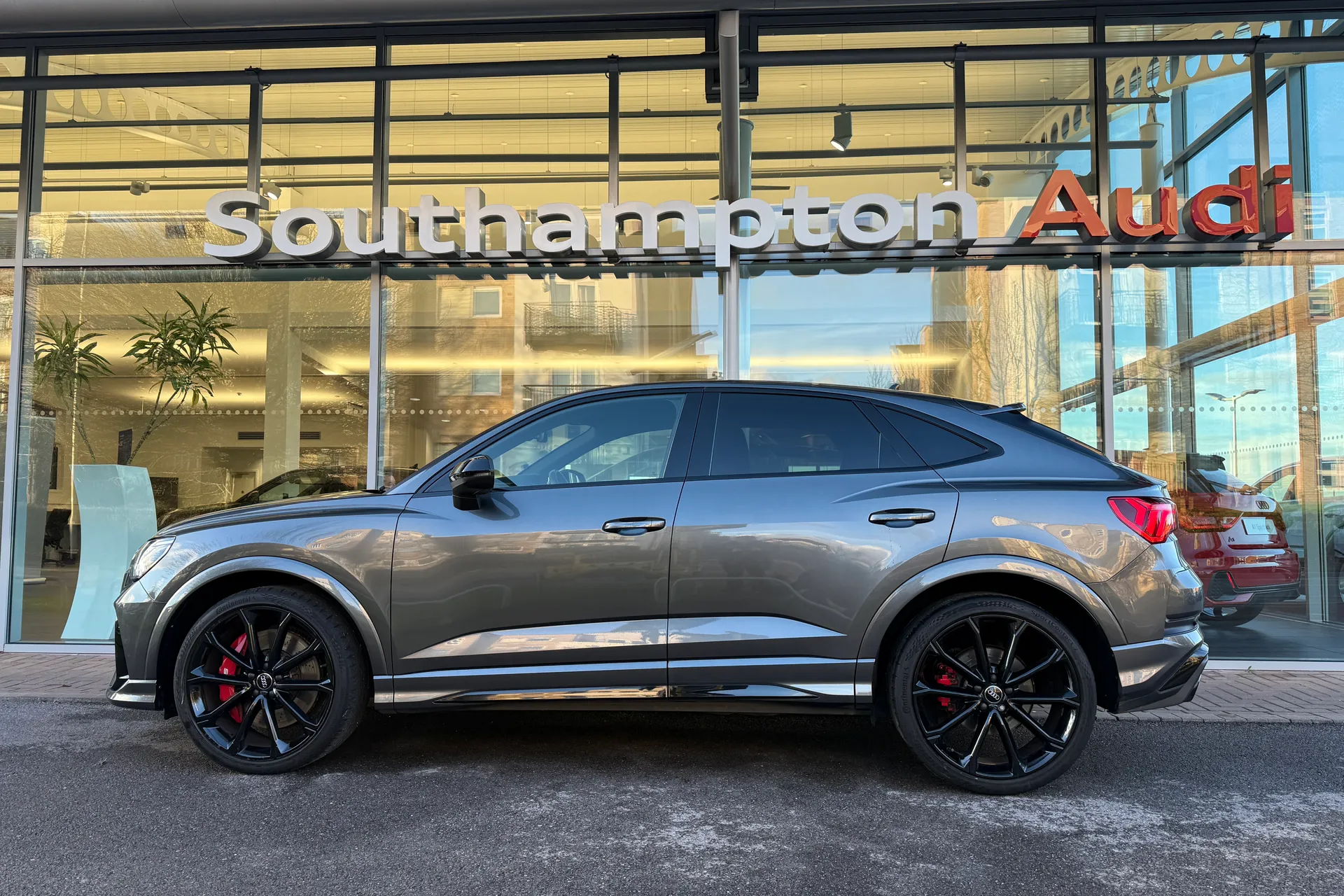 Audi RS Q3 thumbnail image number 57