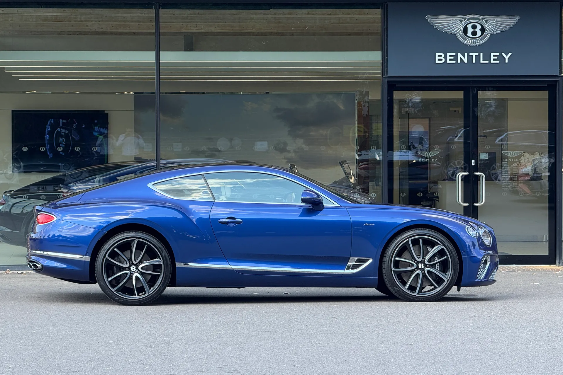 Bentley CONTINENTAL GT thumbnail image number 2