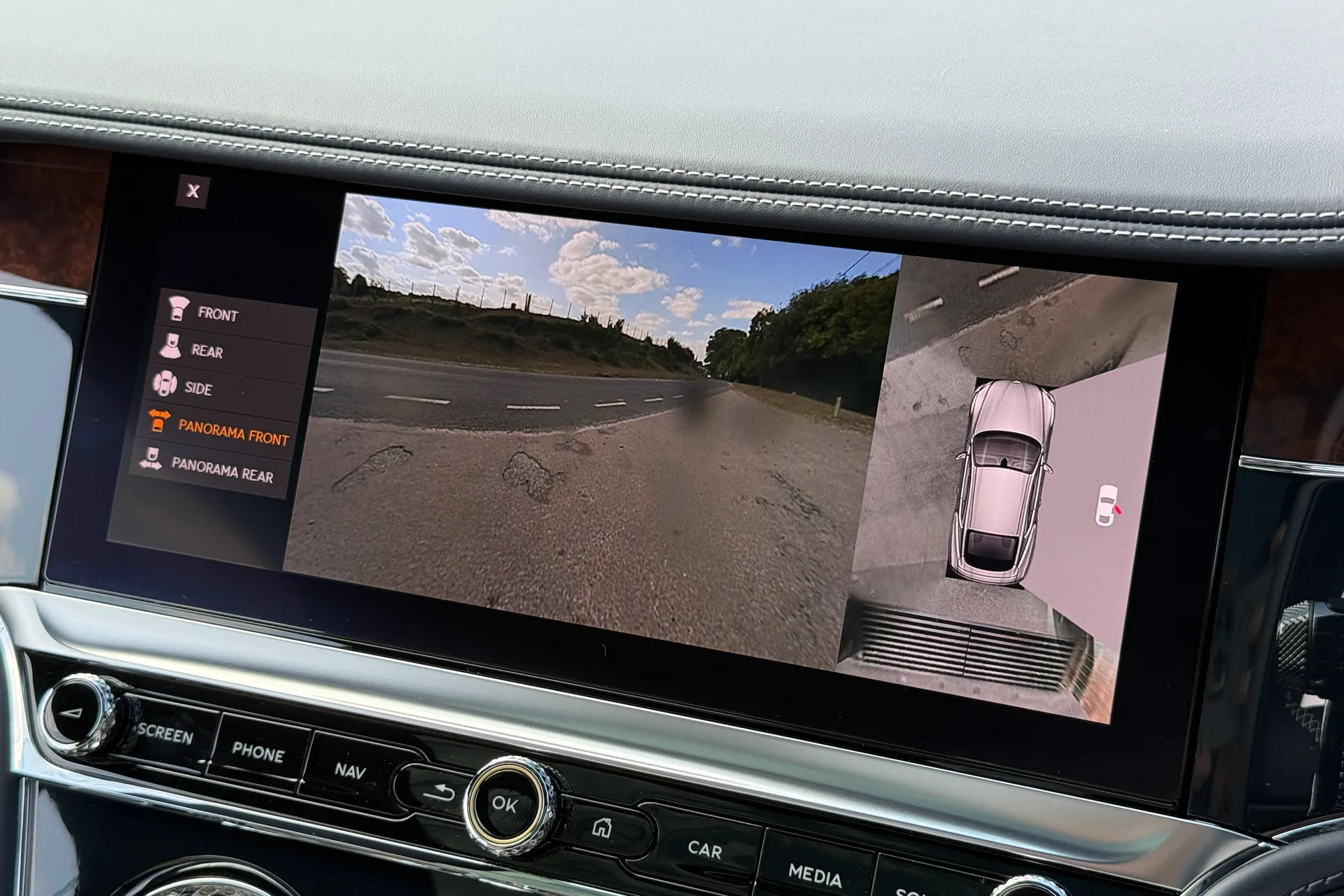 Bentley CONTINENTAL GT thumbnail image number 40