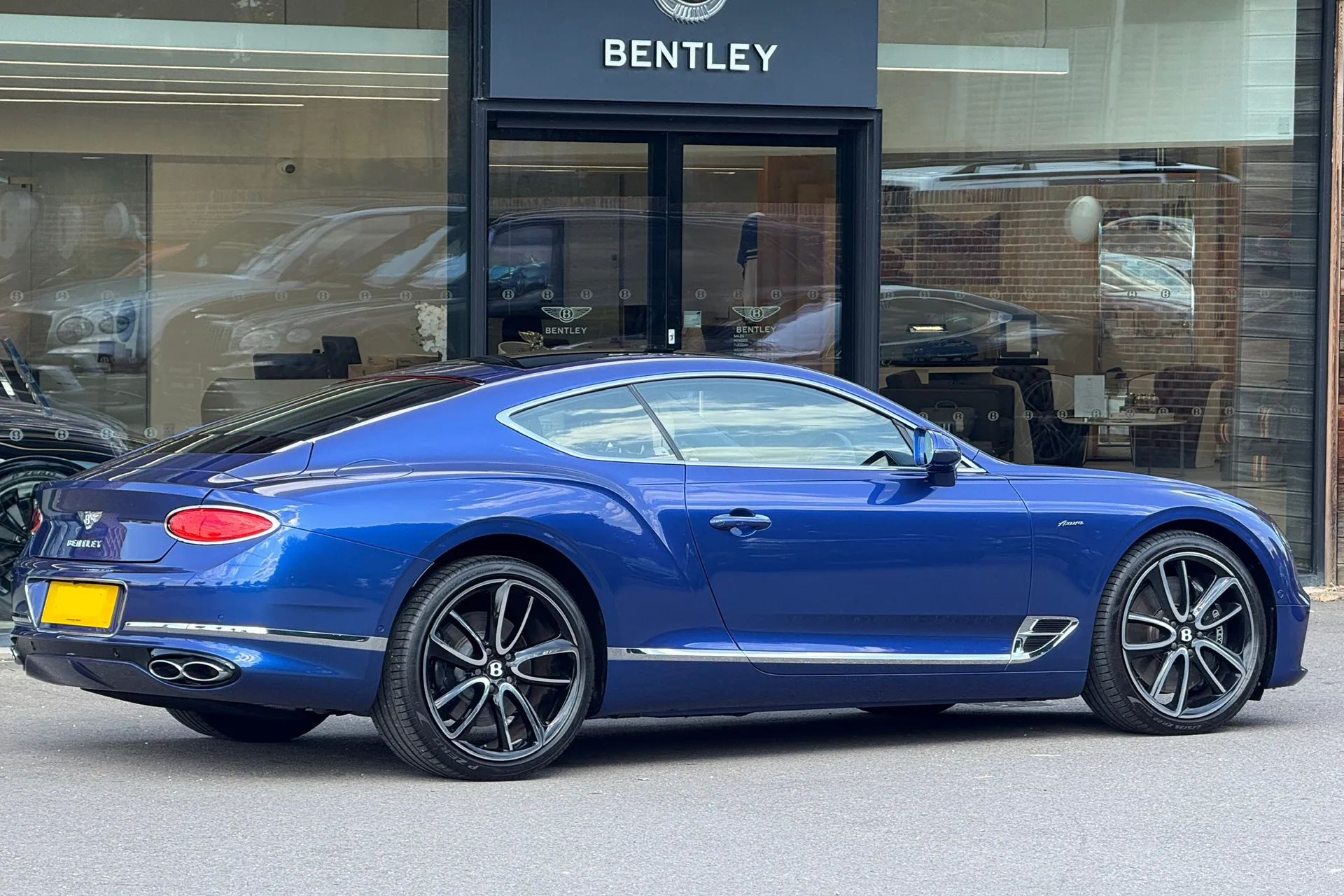 Bentley CONTINENTAL GT thumbnail image number 5