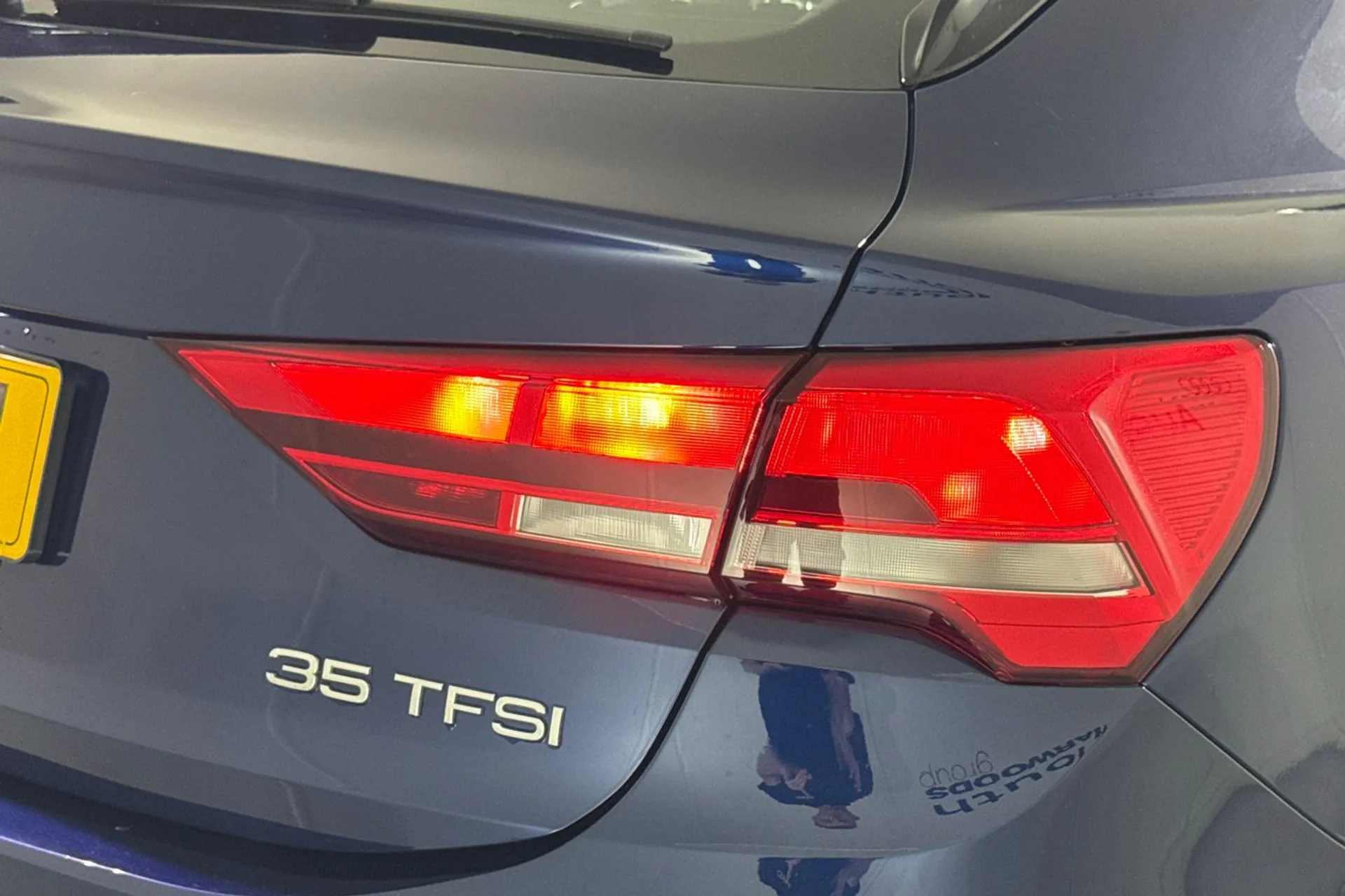 Audi Q3 thumbnail image number 17