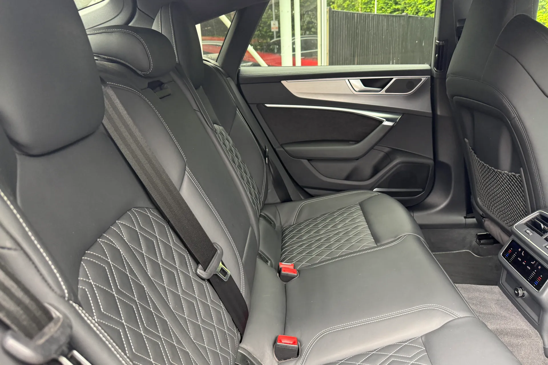 Audi A7 thumbnail image number 36