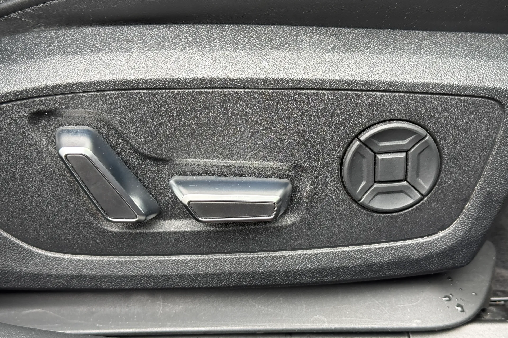 Audi A7 thumbnail image number 32