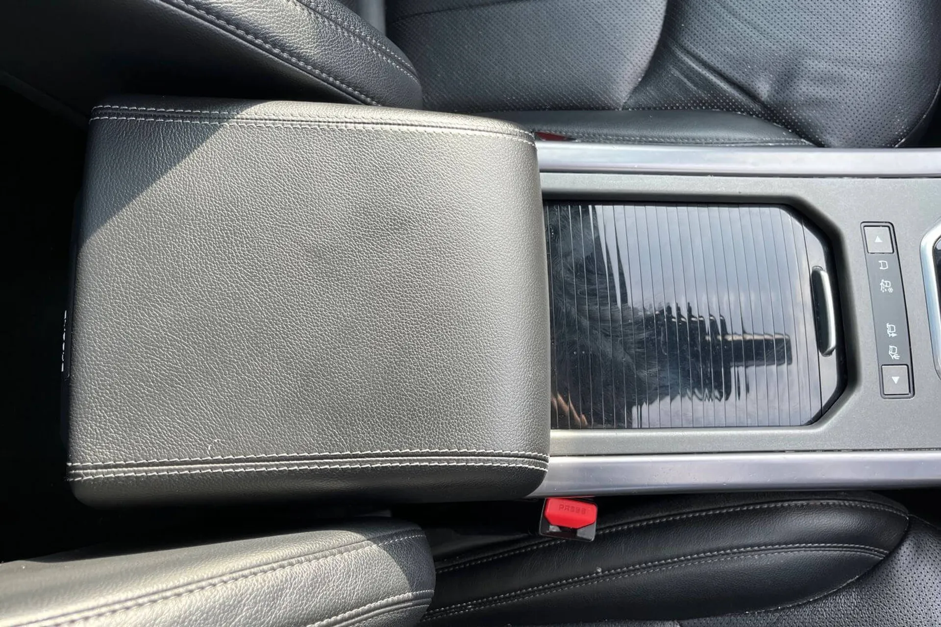 LAND ROVER RANGE ROVER EVOQUE thumbnail image number 31