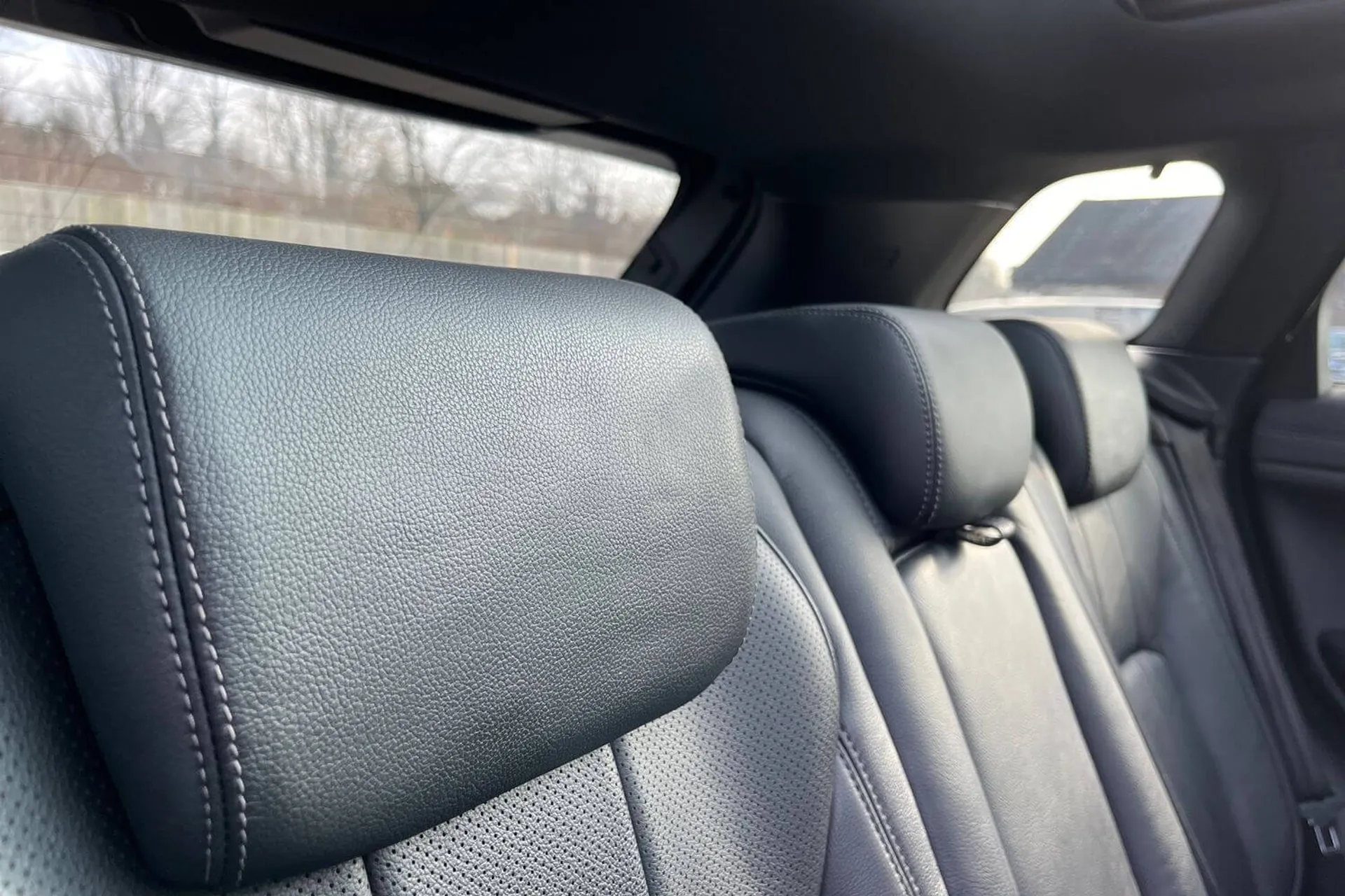 LAND ROVER RANGE ROVER EVOQUE thumbnail image number 44