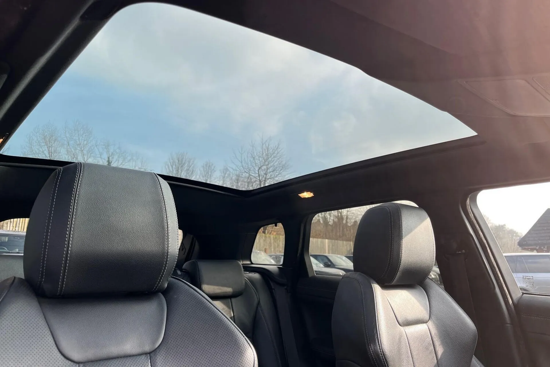 LAND ROVER RANGE ROVER EVOQUE thumbnail image number 5