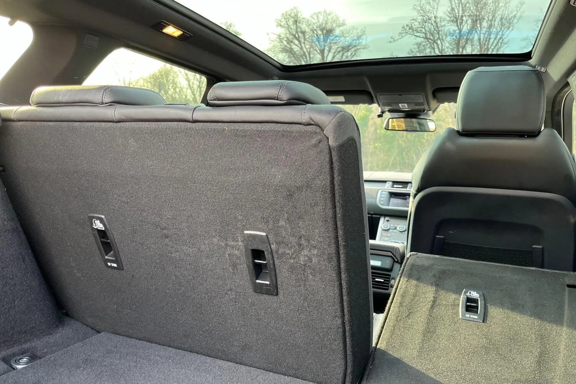 LAND ROVER RANGE ROVER EVOQUE thumbnail image number 21