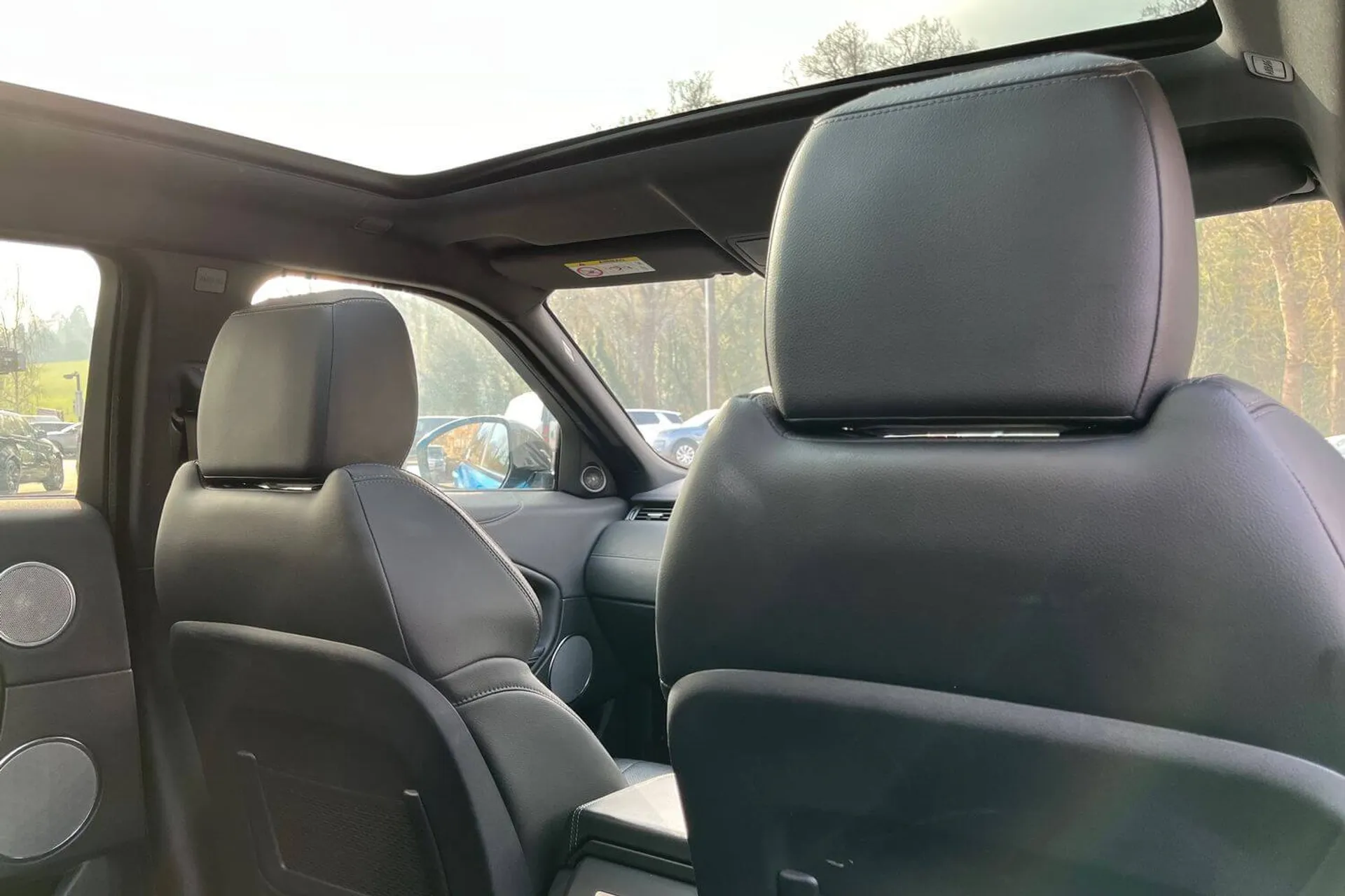 LAND ROVER RANGE ROVER EVOQUE thumbnail image number 27