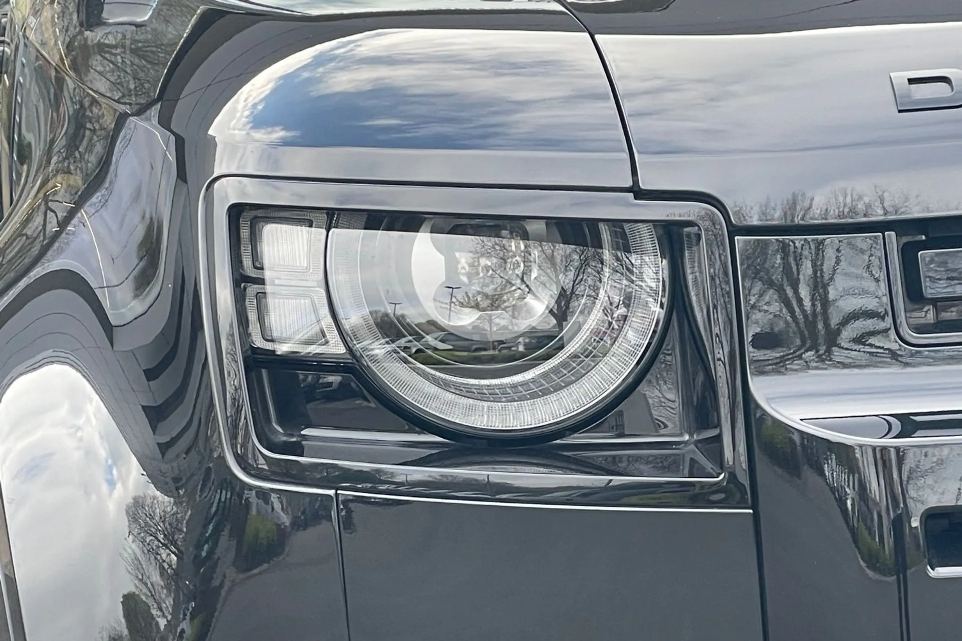 LAND ROVER DEFENDER thumbnail image number 60