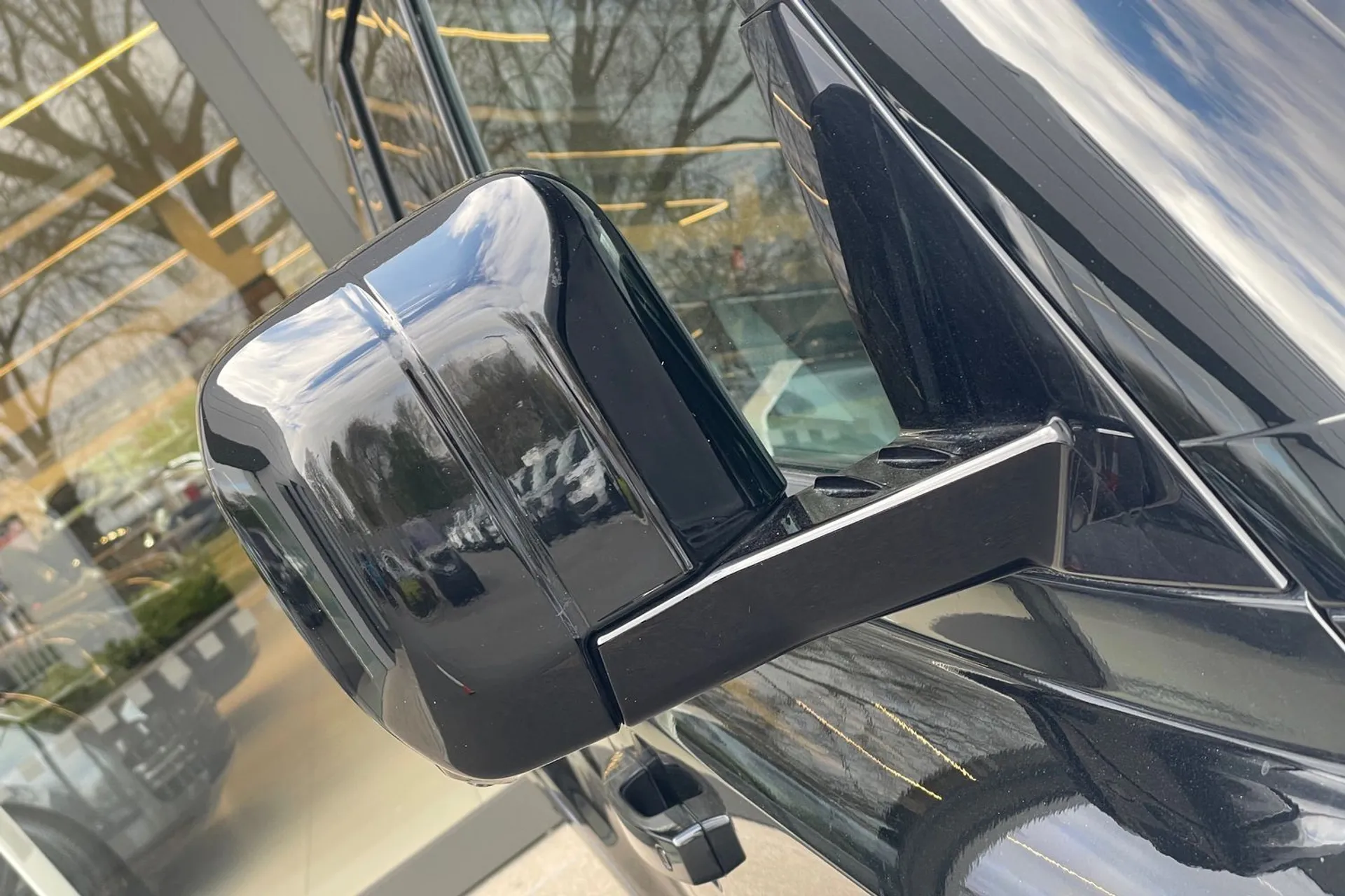 LAND ROVER DEFENDER thumbnail image number 58