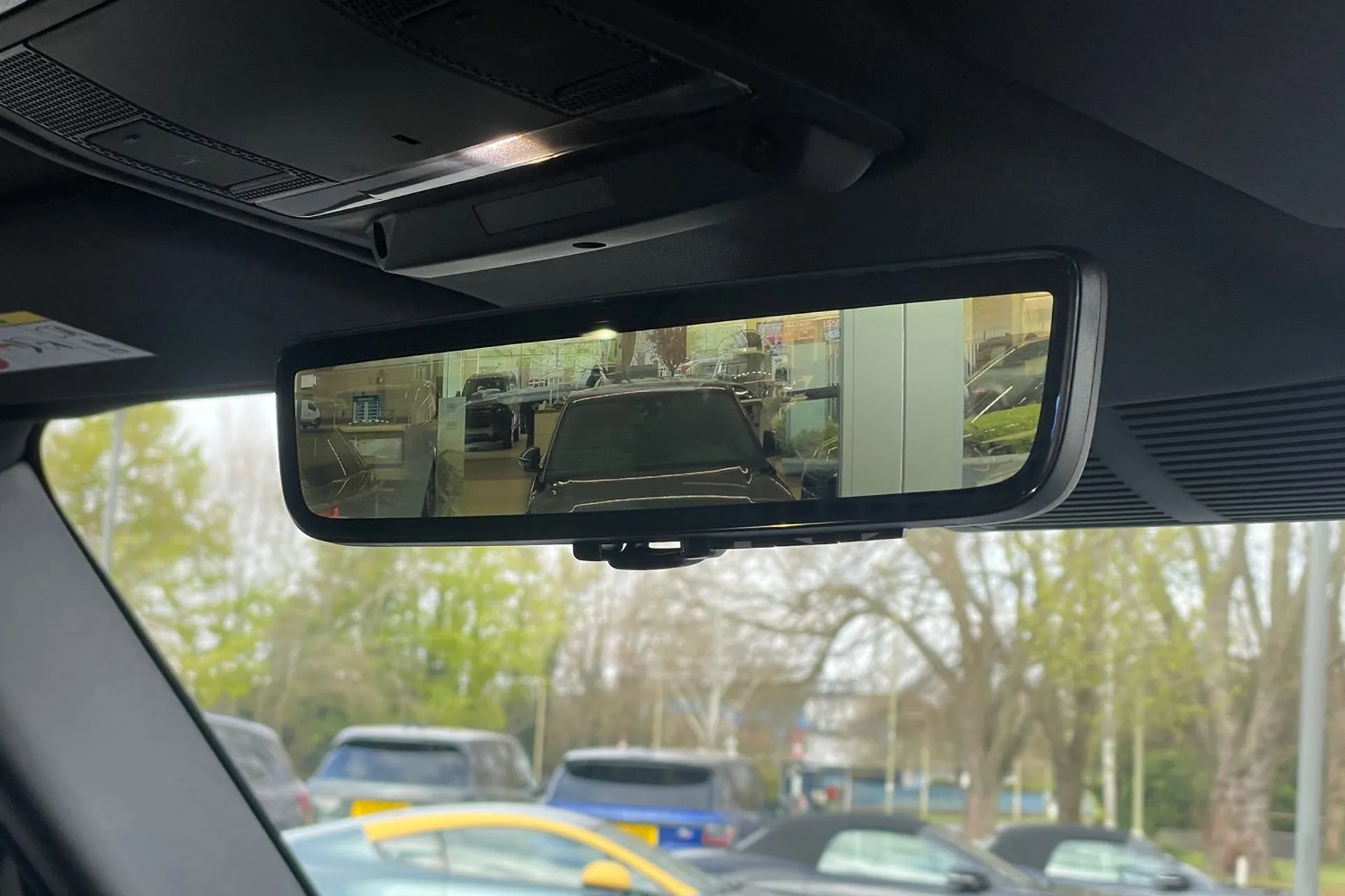 LAND ROVER DEFENDER thumbnail image number 33