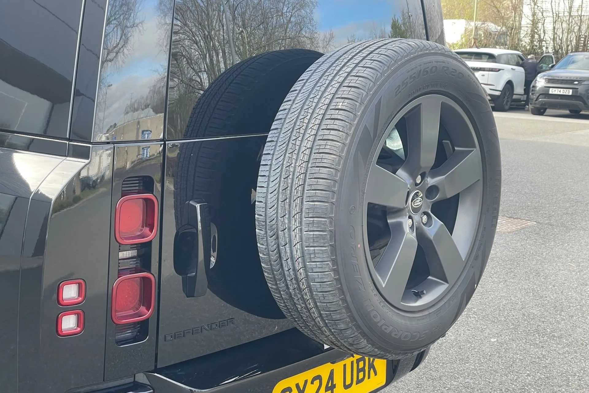 LAND ROVER DEFENDER thumbnail image number 46