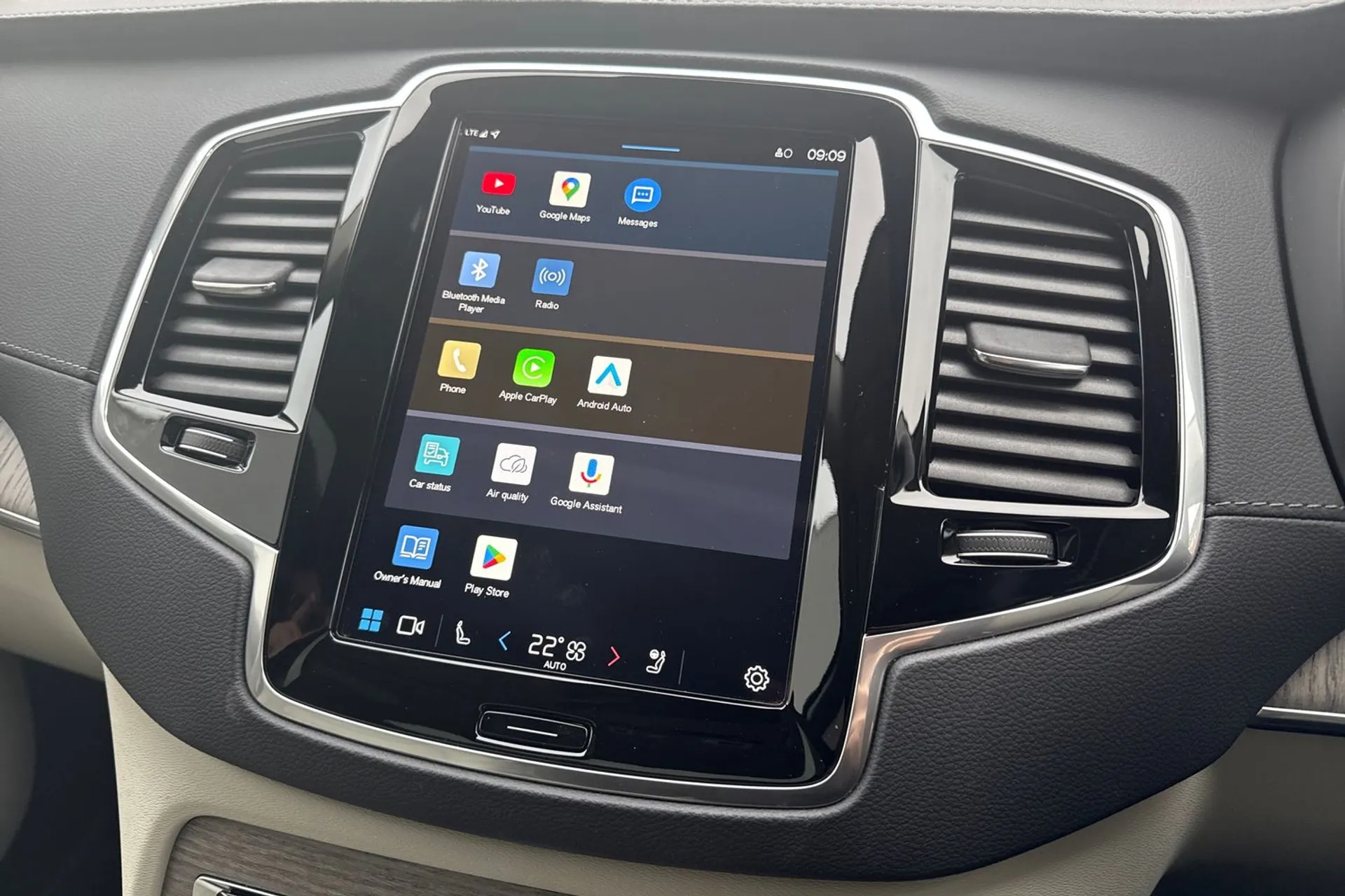 Volvo XC90 thumbnail image number 43