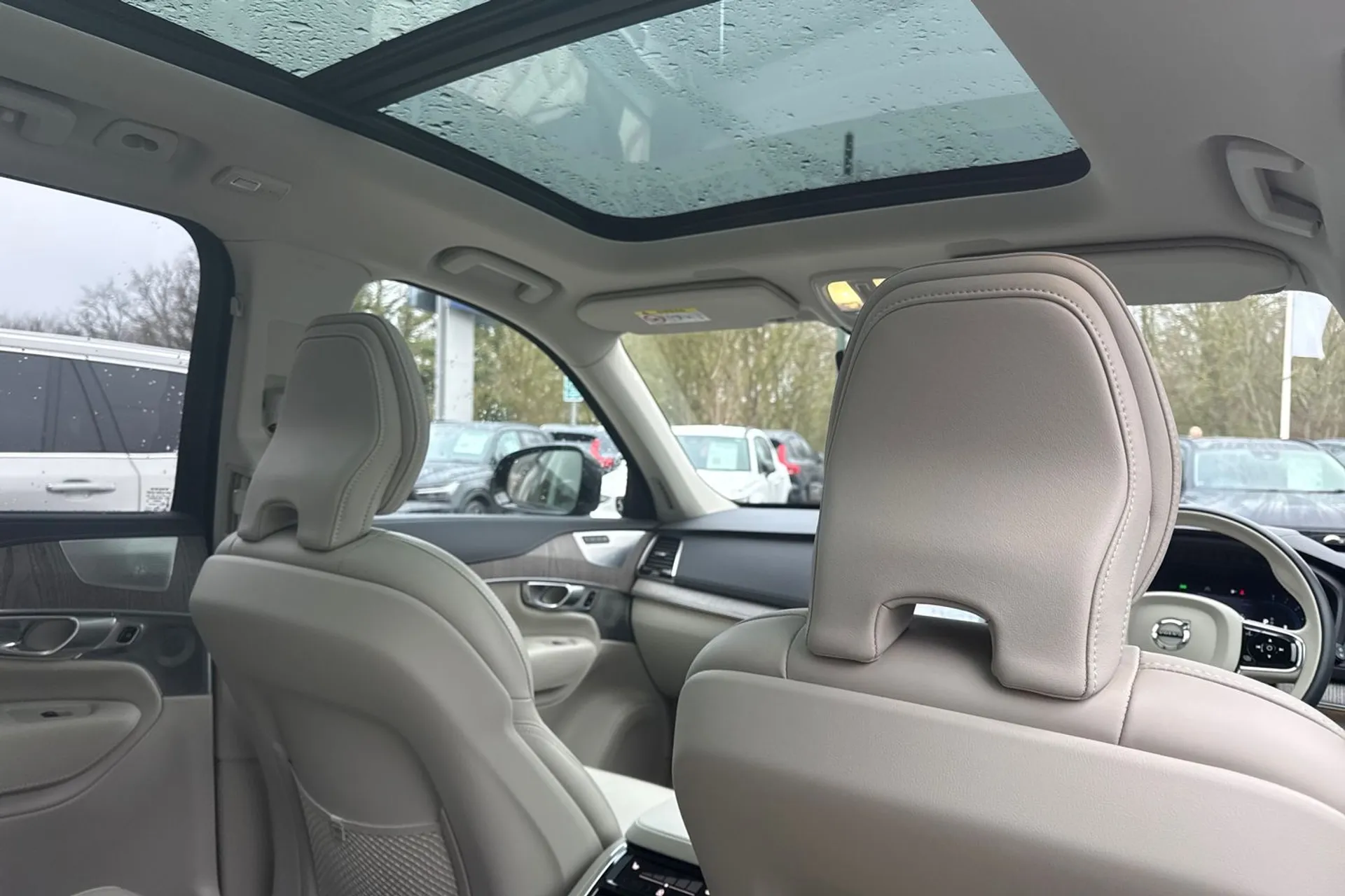 Volvo XC90 thumbnail image number 26