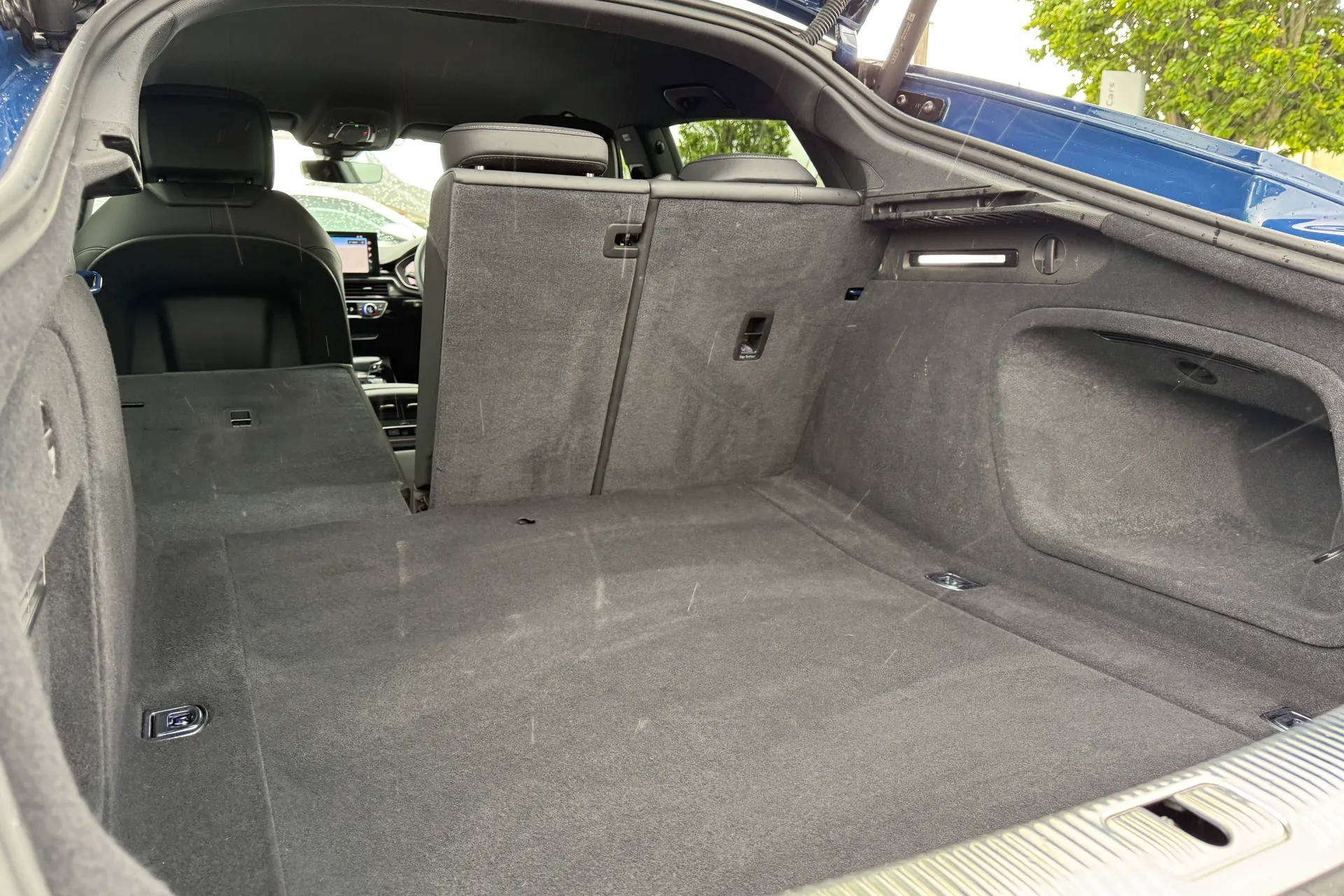 Audi A5 thumbnail image number 38
