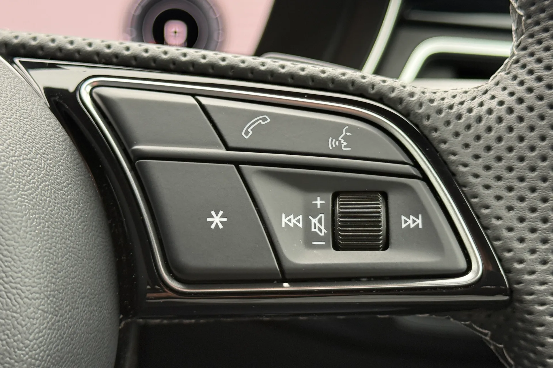 Audi A5 thumbnail image number 24