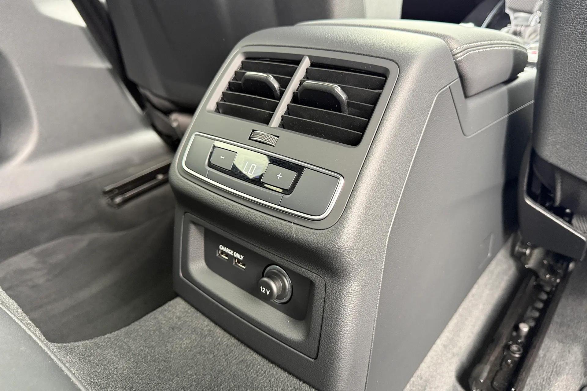 Audi A5 thumbnail image number 50