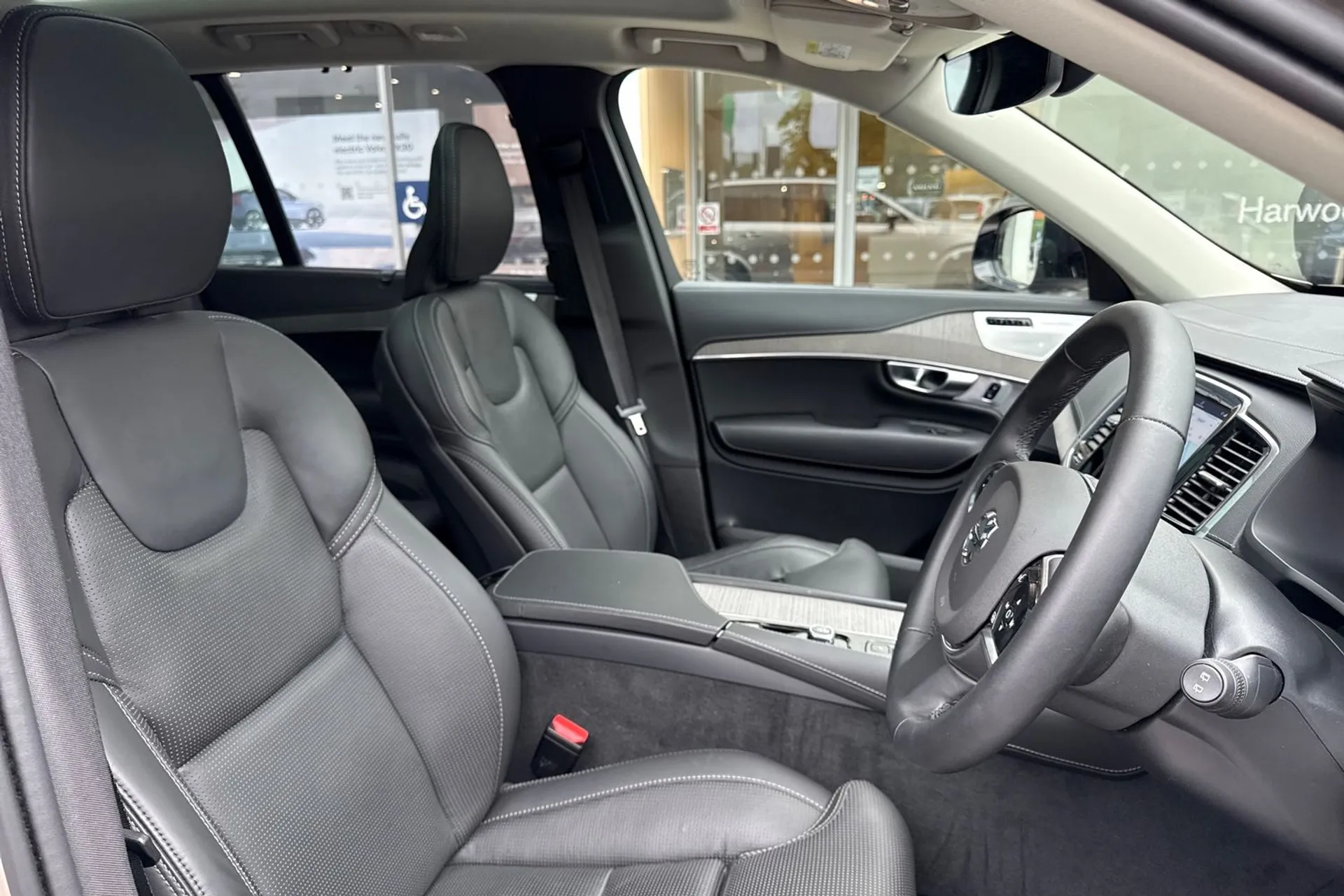 Volvo XC90 thumbnail image number 26