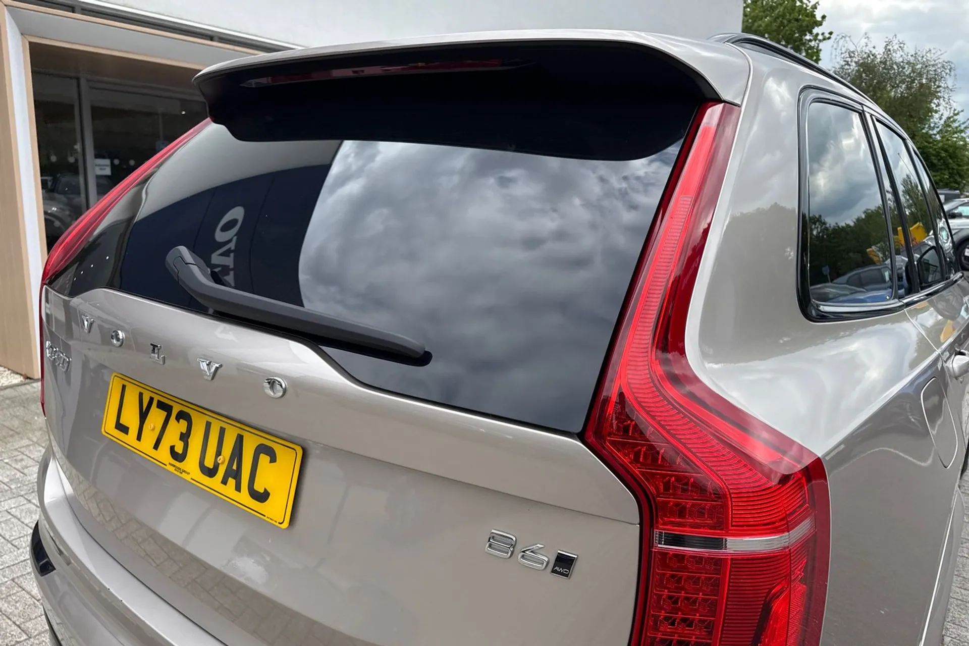 Volvo XC90 thumbnail image number 16